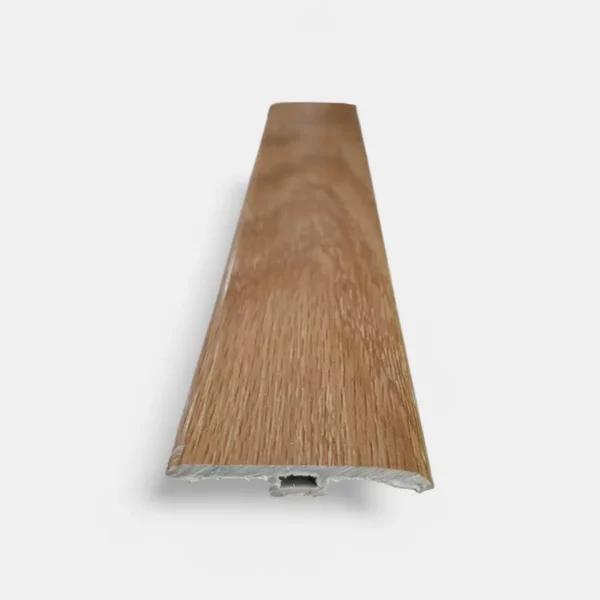 Perfile de transición en PVC color madera.