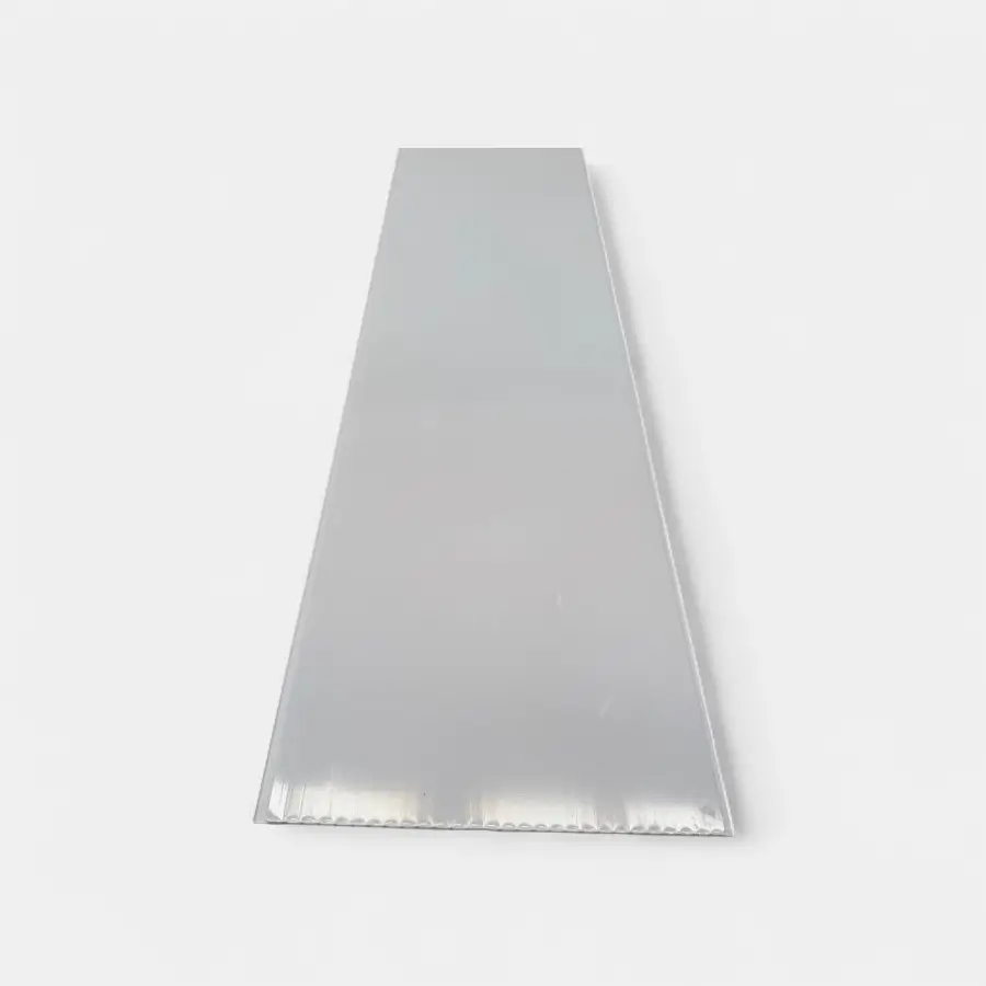 Panel de techo PVC liso blanco brillantes - Ideal para techos modernos y duraderos en INNOVA HOGAR