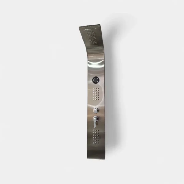 Torre de ducha cromada, diseño moderno, con botones de control de temperatura y salida de agua.