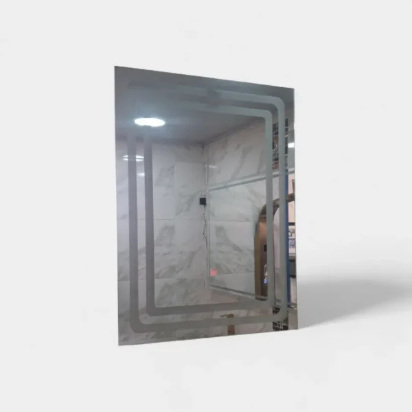 Espejo rectangular con diseño moderno y marco LED en forma de cuadrados concéntricos. Ideal para baños o vestidores con iluminación ambiental. Innovar Hogar.