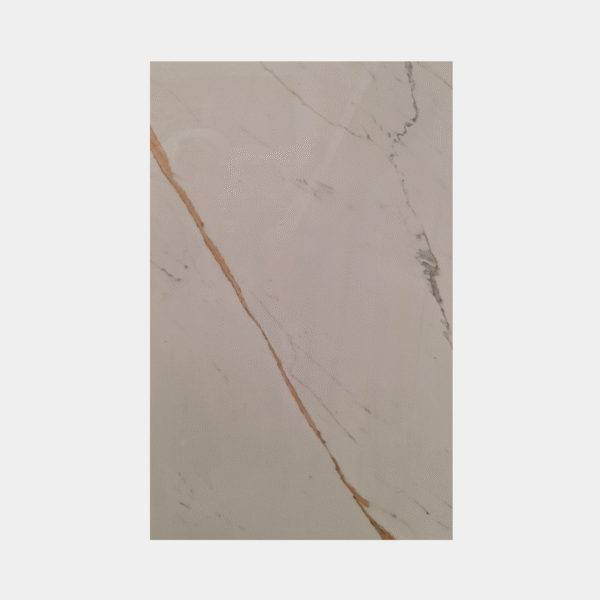 Porcelanato 120x60 blanco con veta dorada diagonal para pisos y paredes de lujo – Innova Hogar